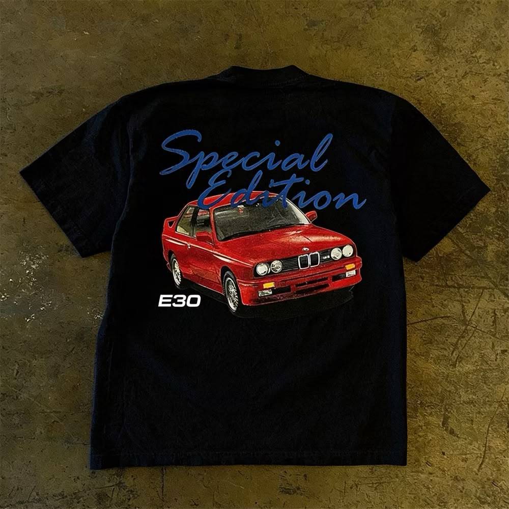 Kaos Retro Street Style Motif Mobil Print Cotton Combed Unisex Hitam S-XXL Baju Pria & Wanita